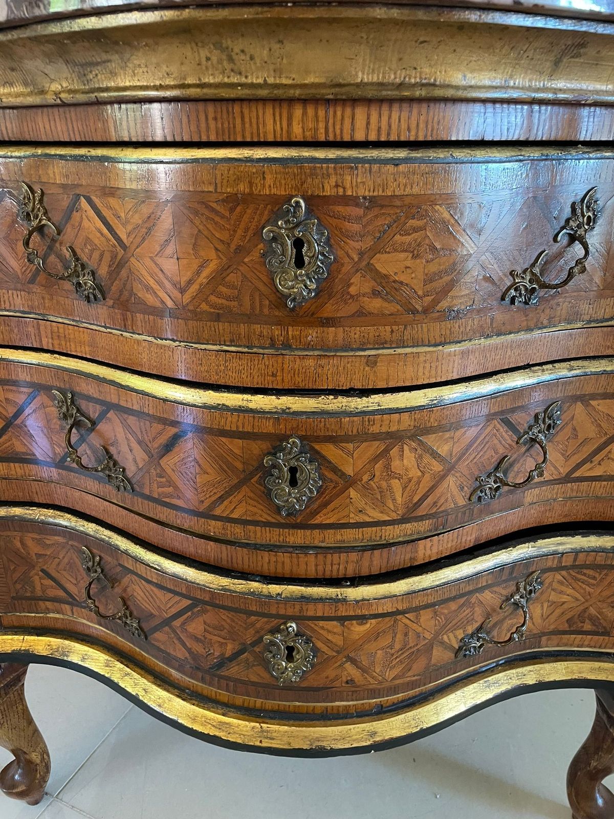 Antique 18th Century Quality Parquetry Inlaid Serpentine Shaped Marble Top Commode Chest photo vintage