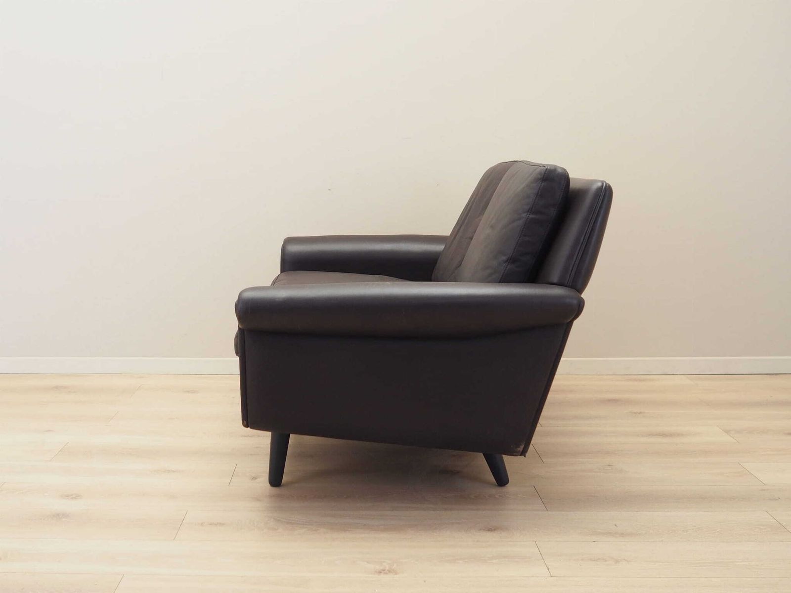 Brown Leather Sofa, Danish Design, 1960s, Designer: Aage Christiansen, Manufacture: Erhardsen & Andersen photo vinterior