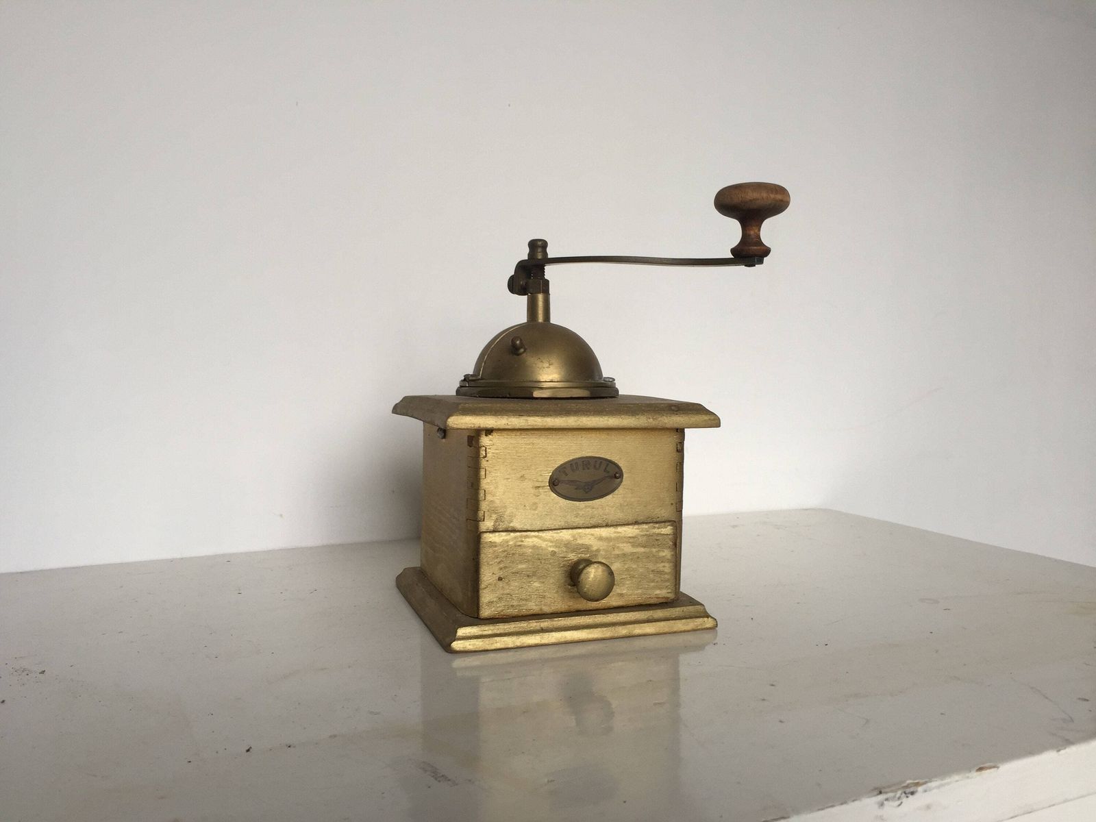 Coffee Mill Vintage Grinder Metal Manual Grinding Pepper Spices Kitchen Decor Gift Traditional Design Hand Made Espresso