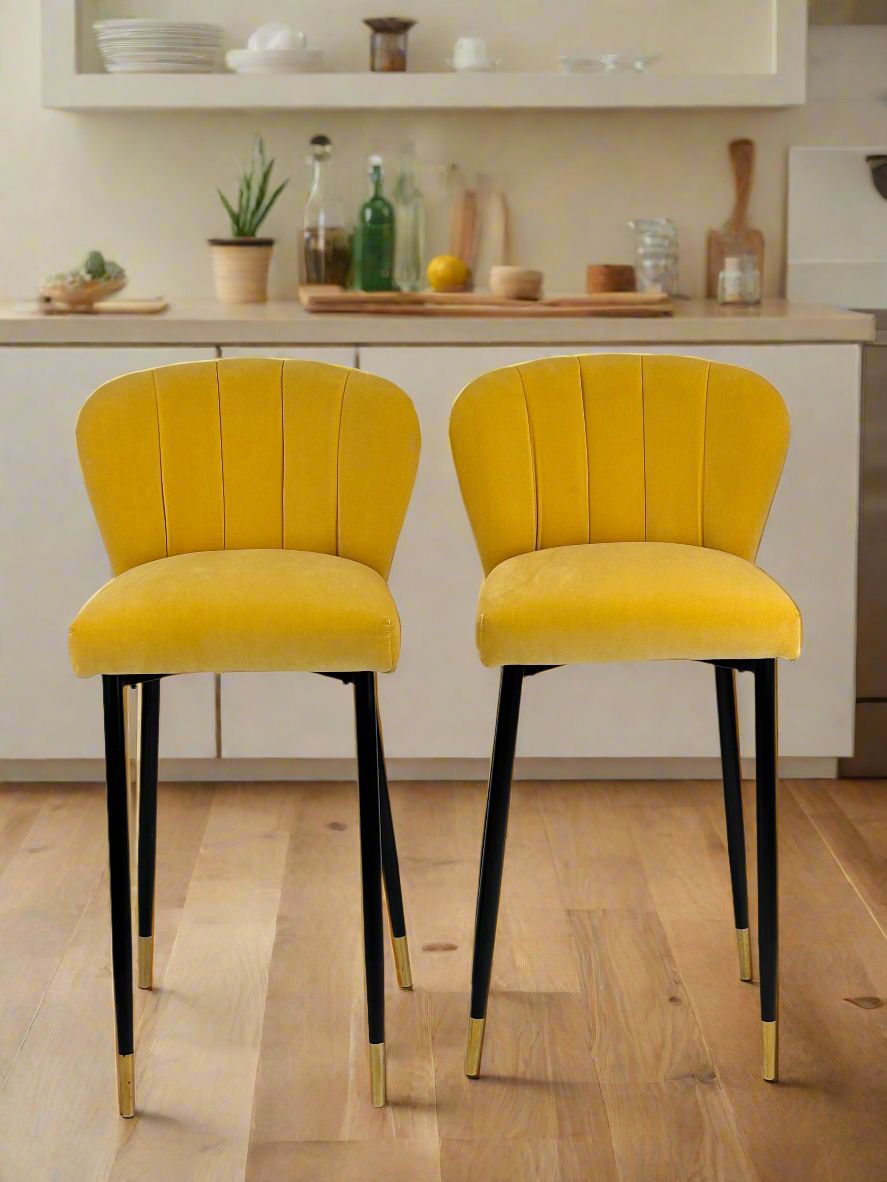 Contemporary Italian Yellow Chairs Excellent Condition