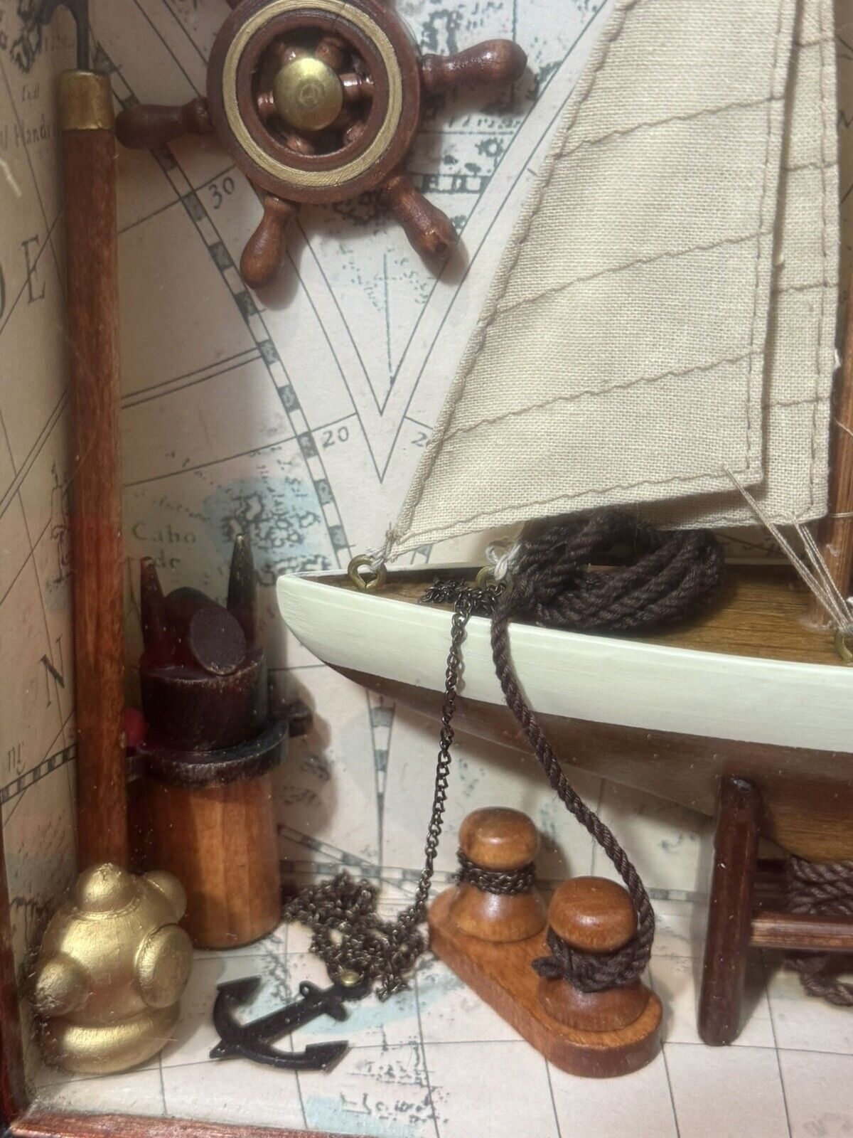 223.0 Charming Vintage Sailing Boat Marine Diorama In Case C.1980 photo