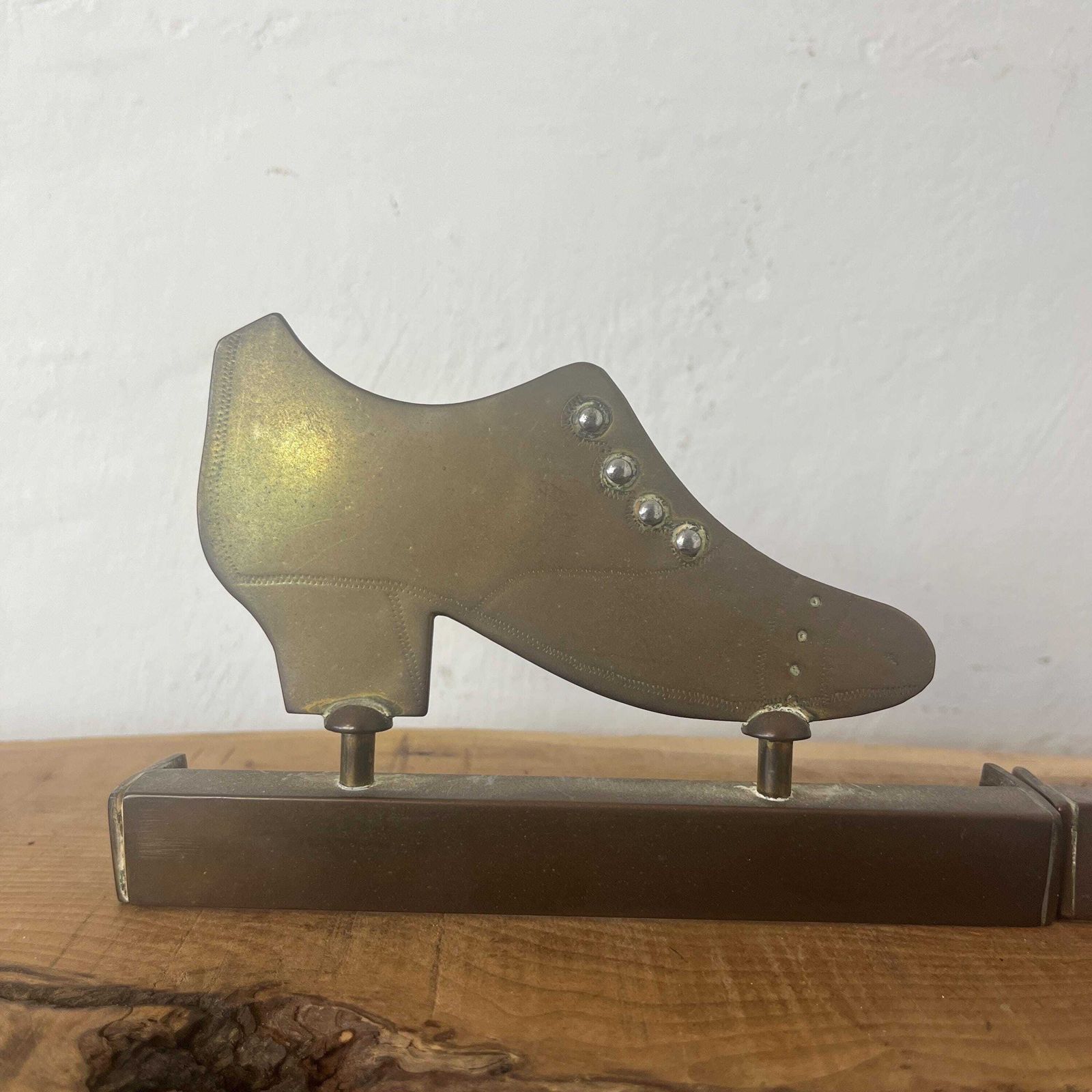 World War One Trench Art Lady Shoes Bookends, Brass Sculpture, Antique Art, Library Ornament, Study Furnishings, Military Crafts photo Home Decor
