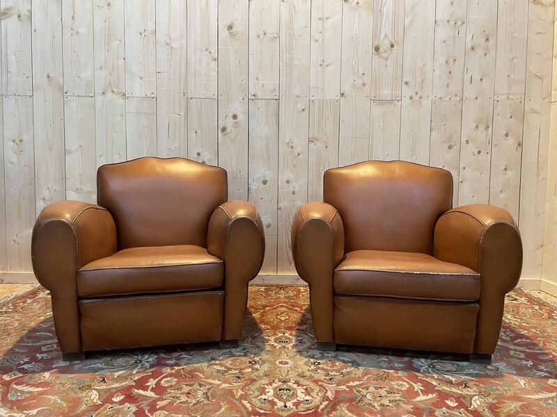 Paire De Fauteuils Club En Cuir Art Déco
