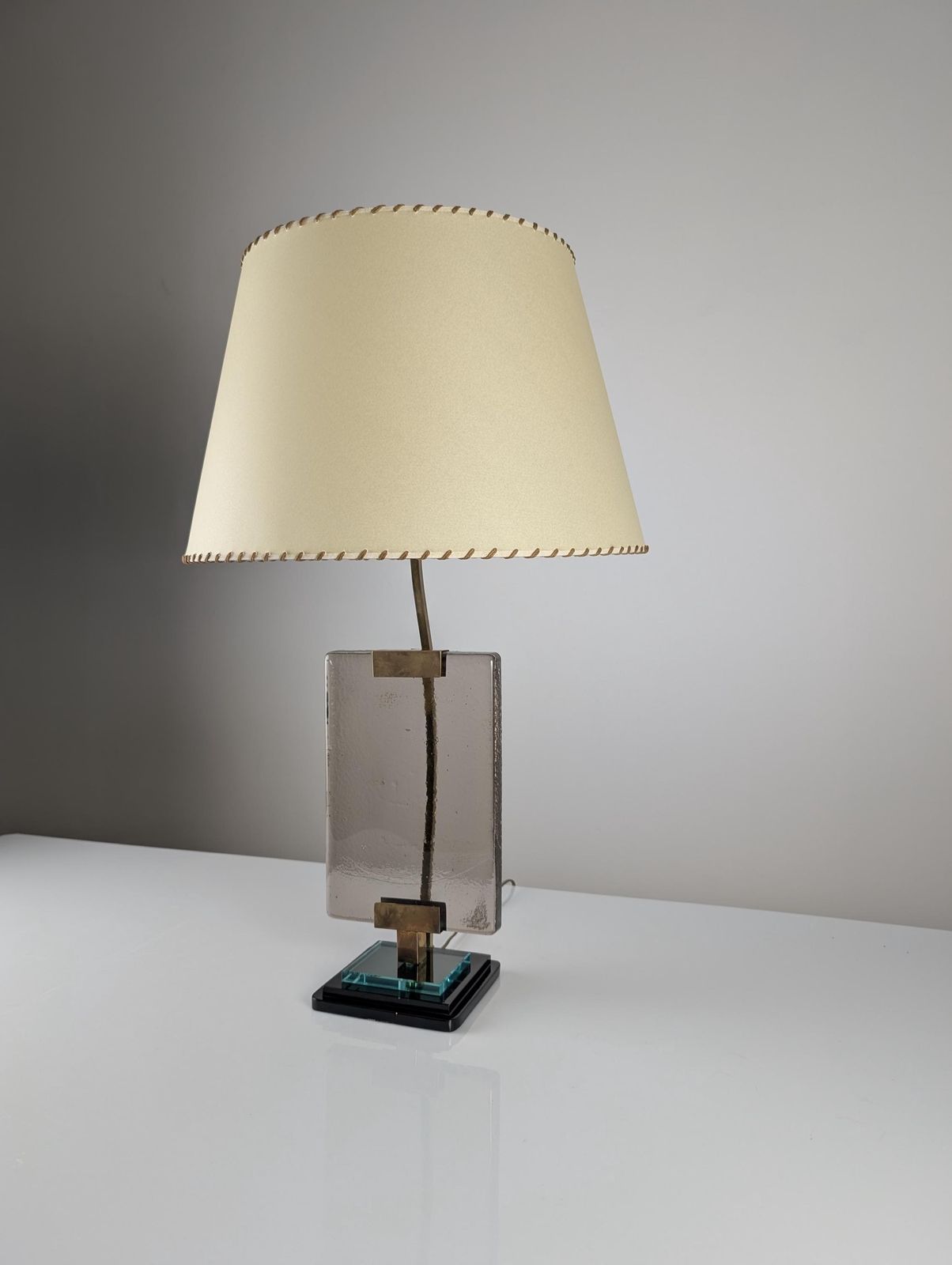 Lamp By Pietro Chiesa For Fontana Arte In Crystal And Brass photo vinterior