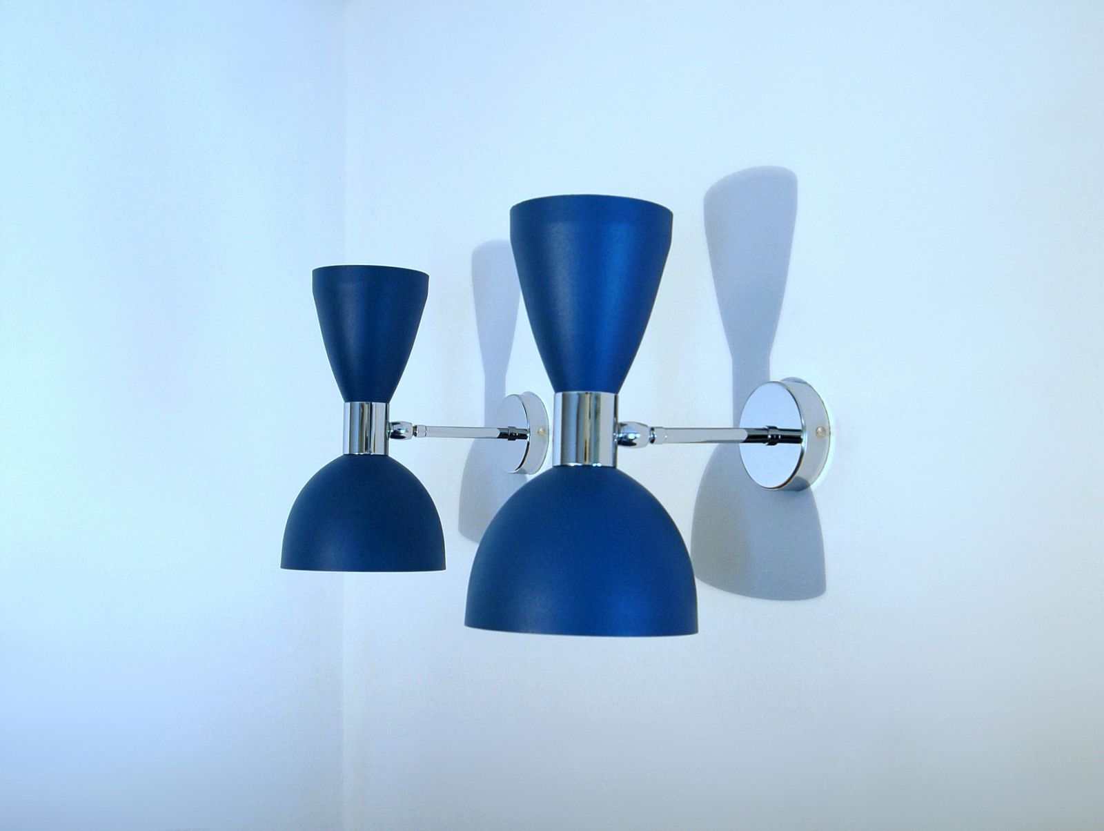 Pair Of Wall Lamp Art. A 124 Metal And Chromed Brass / Blue Opaque photo 320.0
