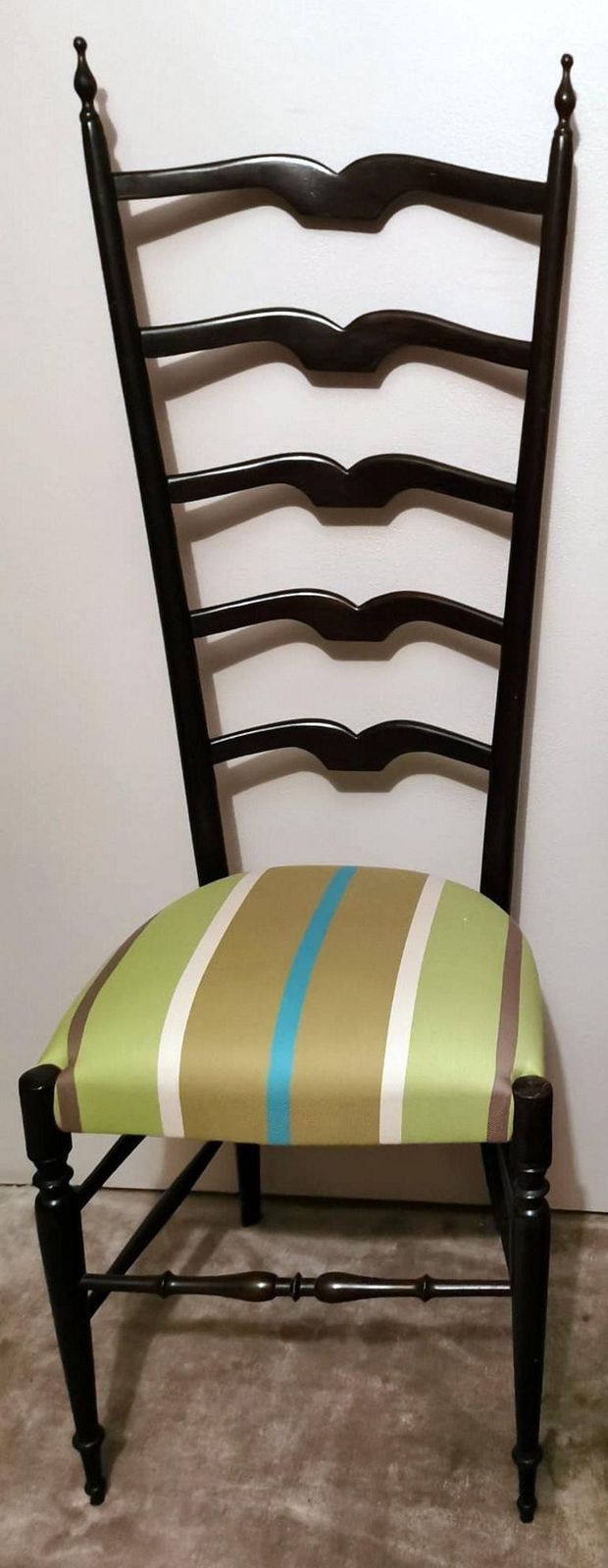 photo vinterior Paolo Buffa Style Pair Of Chiavari Chairs In Italian Wood With High Backrest