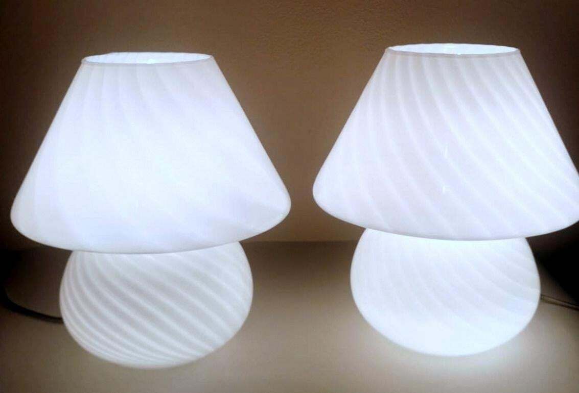 Murano Venini Style Pair Of Mushroom Shaped Opal Glass Spiral Lamps photo Lighting