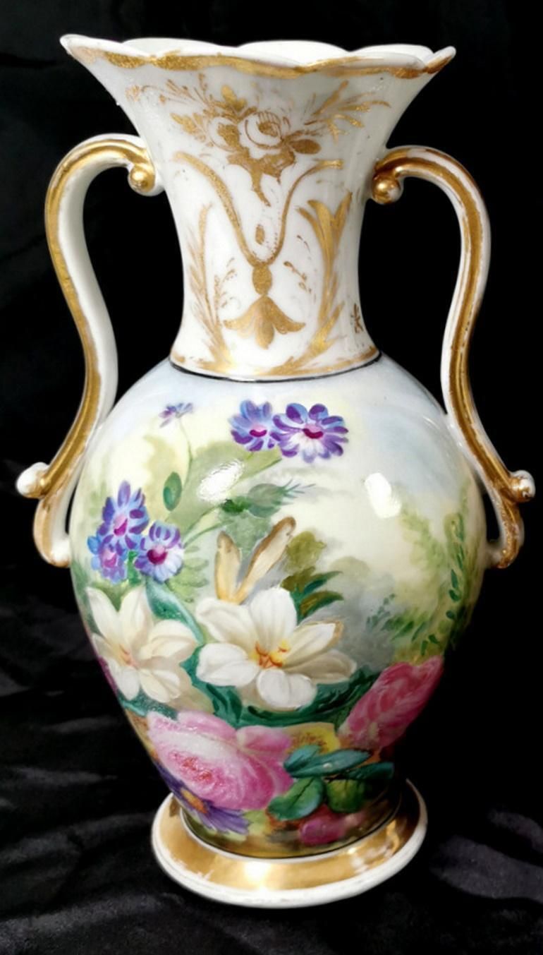Porcelain De Paris Napoleon III Pair Of French Hand Painted Vases photo vintage