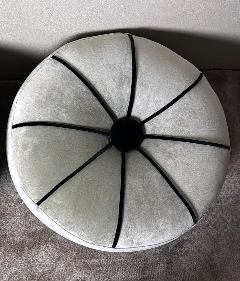 photo vinterior Vintage Pair Of Italian Gray Velvet Ottomans With Black Trim