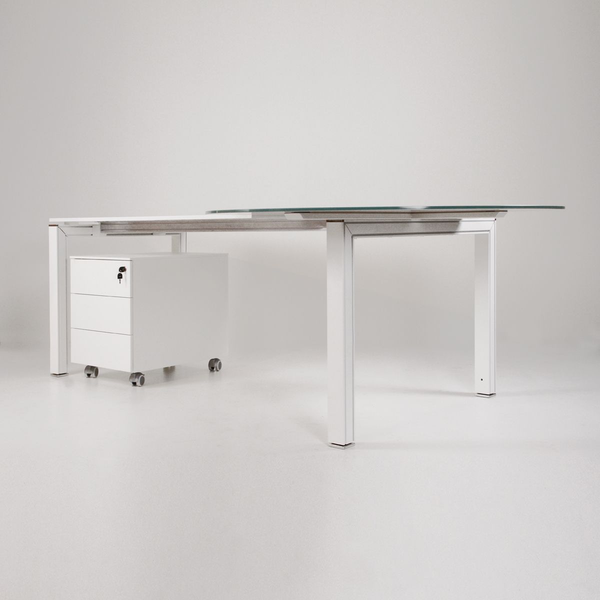 Freeway Series Desk With Drawer Unit photo furniture