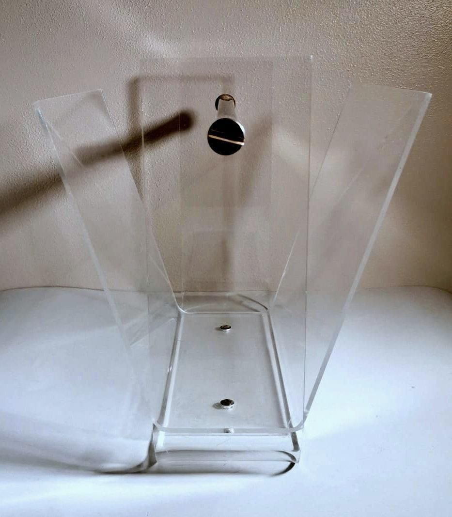 296.0 Space Age Style Italian Clear Plexiglass Magazine Rack photo