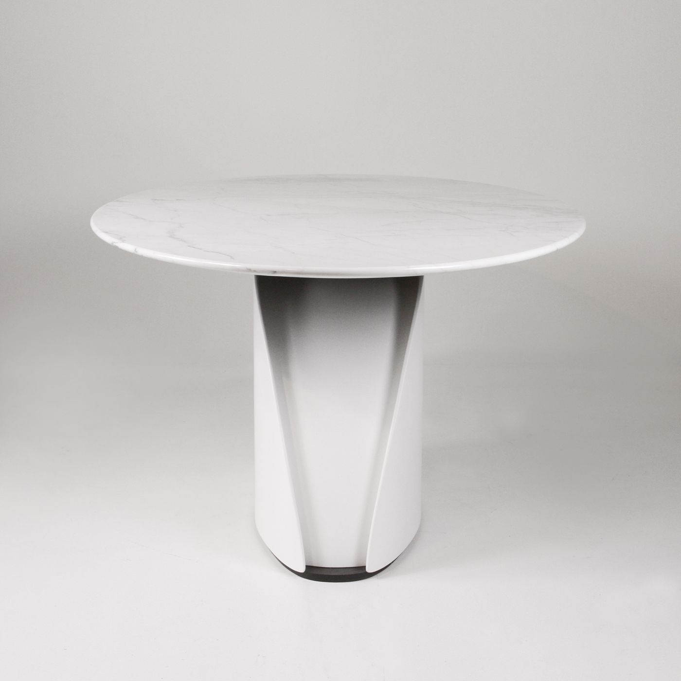 Central Park Table By Daniele Loscalzo Moscheri For Ditre Italia photo furniture