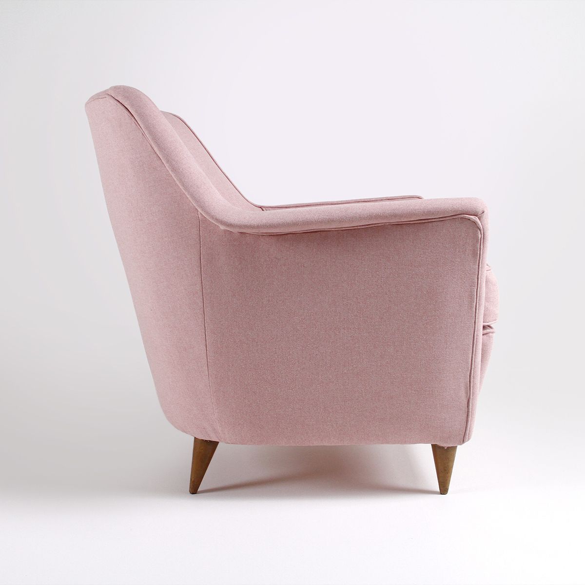 Armchair With Tapered Wooden Legs From The 50s photo Furniture