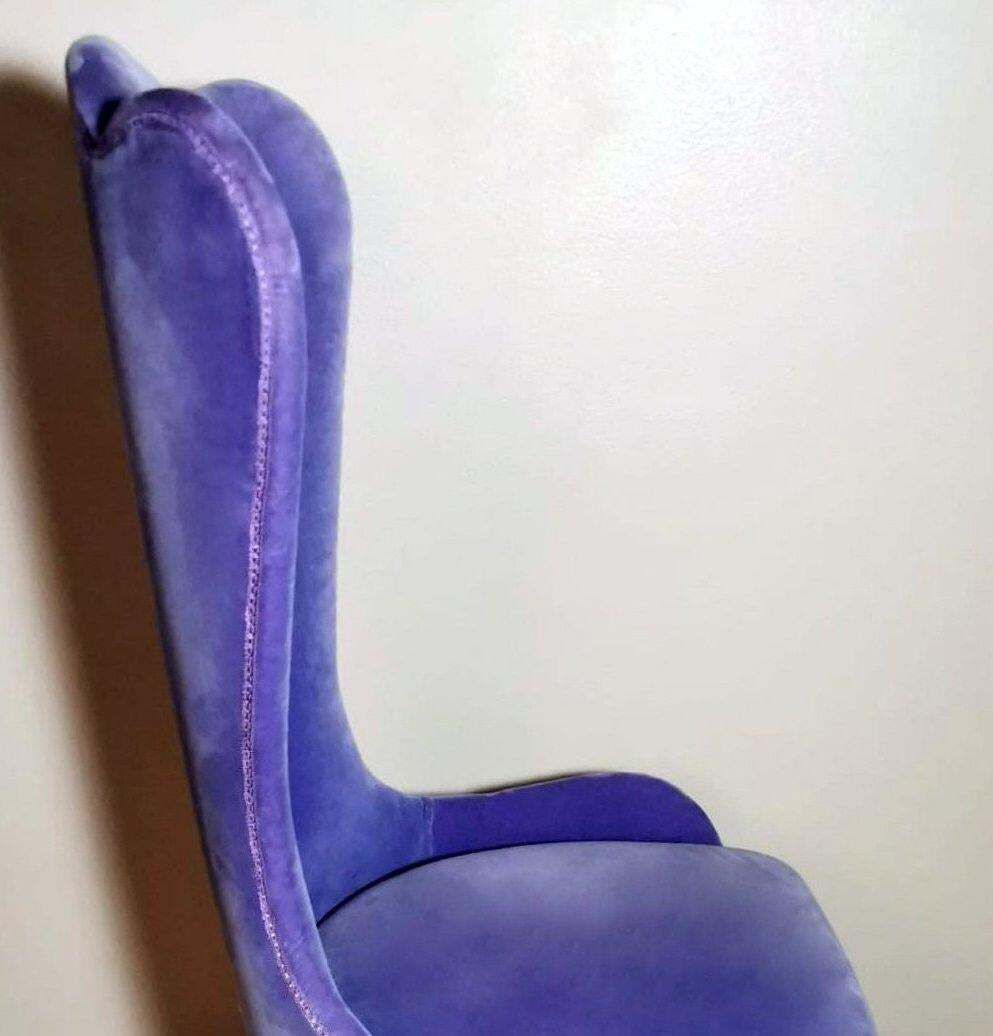 photo furniture Hollywood Regency Style Italian Bedroom Armchair