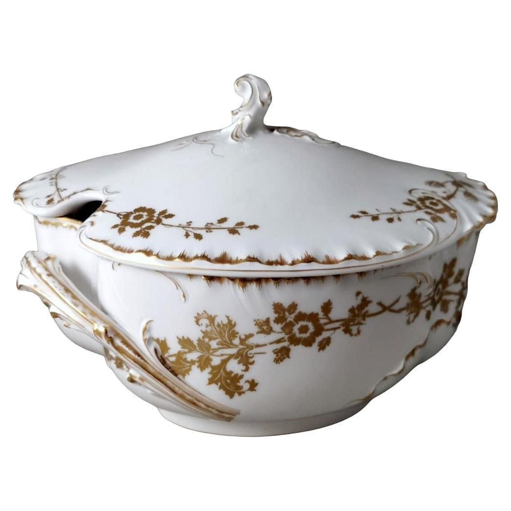 Haviland & Co Limoges French Tureen In White Porcelain And Gold Decoration