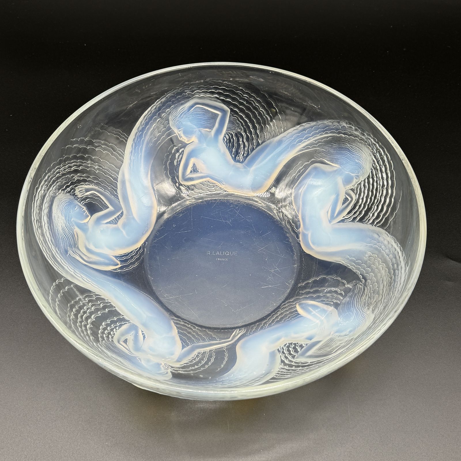 A R.Lalique Calypso Bowl In Opalescent Glass photo vintage