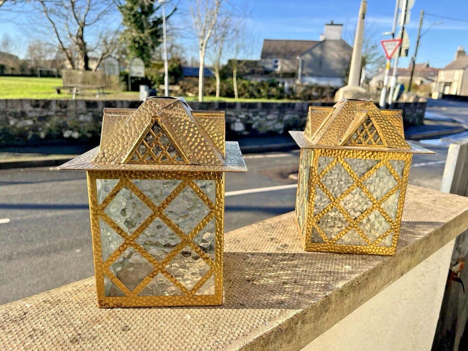 1 Antique Arts & Crafts Textured Brass & Glass Pendant Lantern Porch Lamp Light photo vinterior