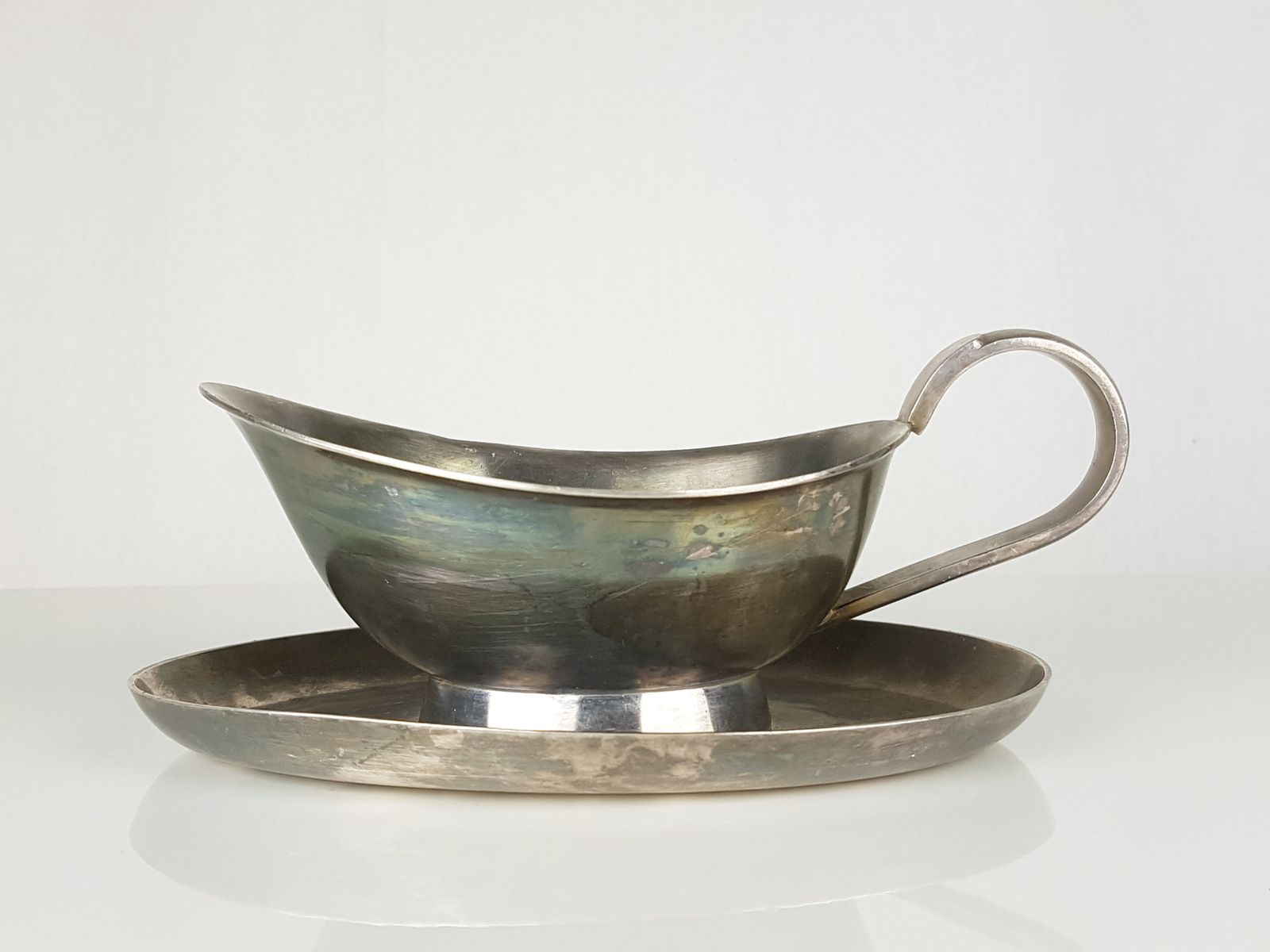 Silver Plated Milk Jug And Gravy Boat By Gio Ponti For Calderoni, 1930s, Set Of 2 photo 790.0