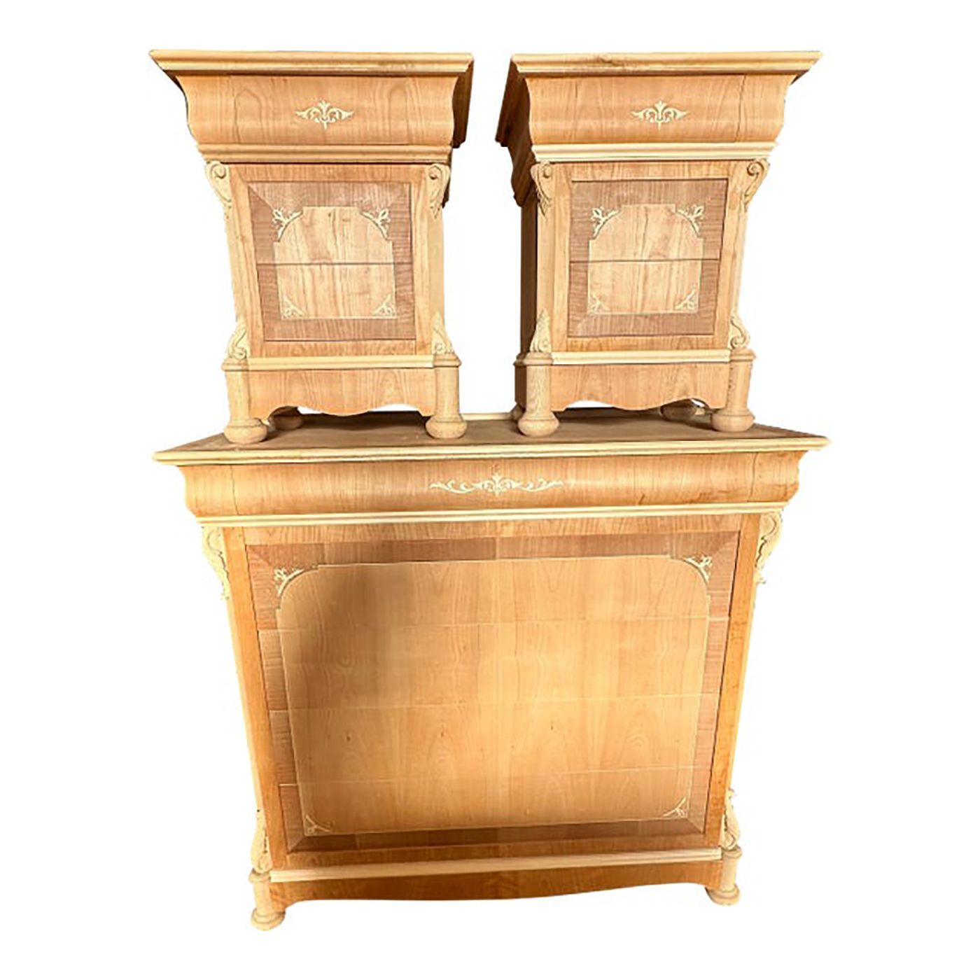1990s Italian Natural Unpainted Set Of A Chest Of Drawers And Two Bedside Tables For Bedroom