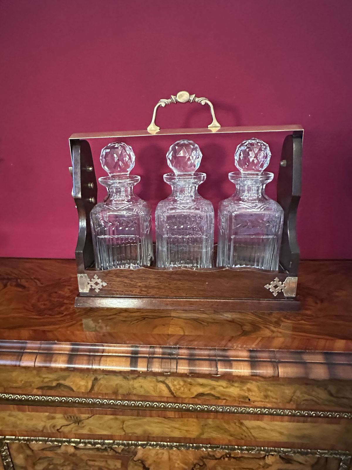 3 Decanter Tantalus photo Home Decor