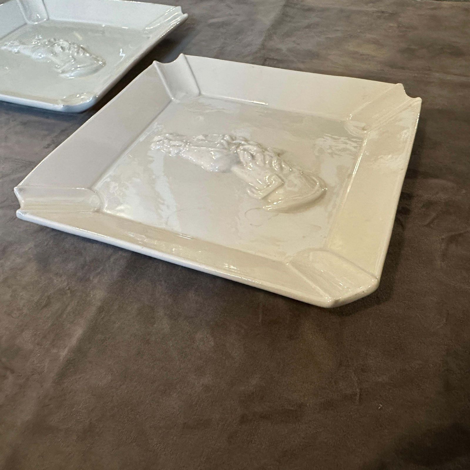 photo furniture Set Of Two 1980s White Porcelain Horse Ashtrays By Gucci Firenze