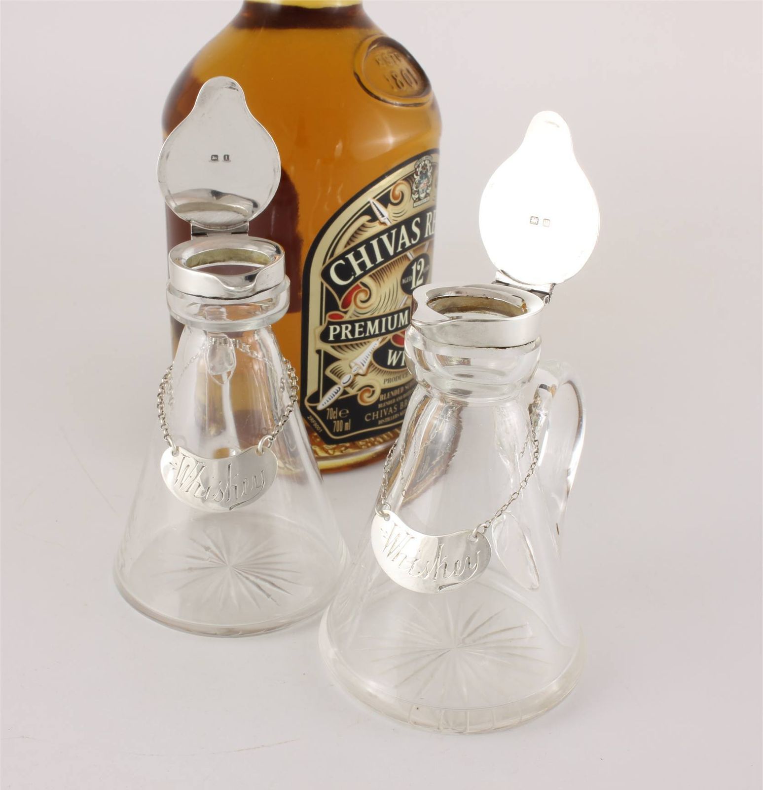 Pair Silver Mounted Glass Whisky Noggins & Tot Labels Hukin & Heath 1910. photo vinterior