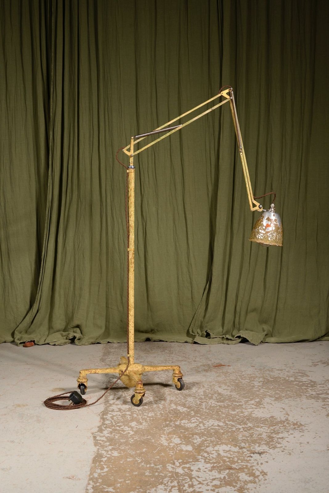 A Herbert Terry 1209 Anglepoise Trolley Floor Lamp In Original Scumble Paint   C.1935 photo 800.0