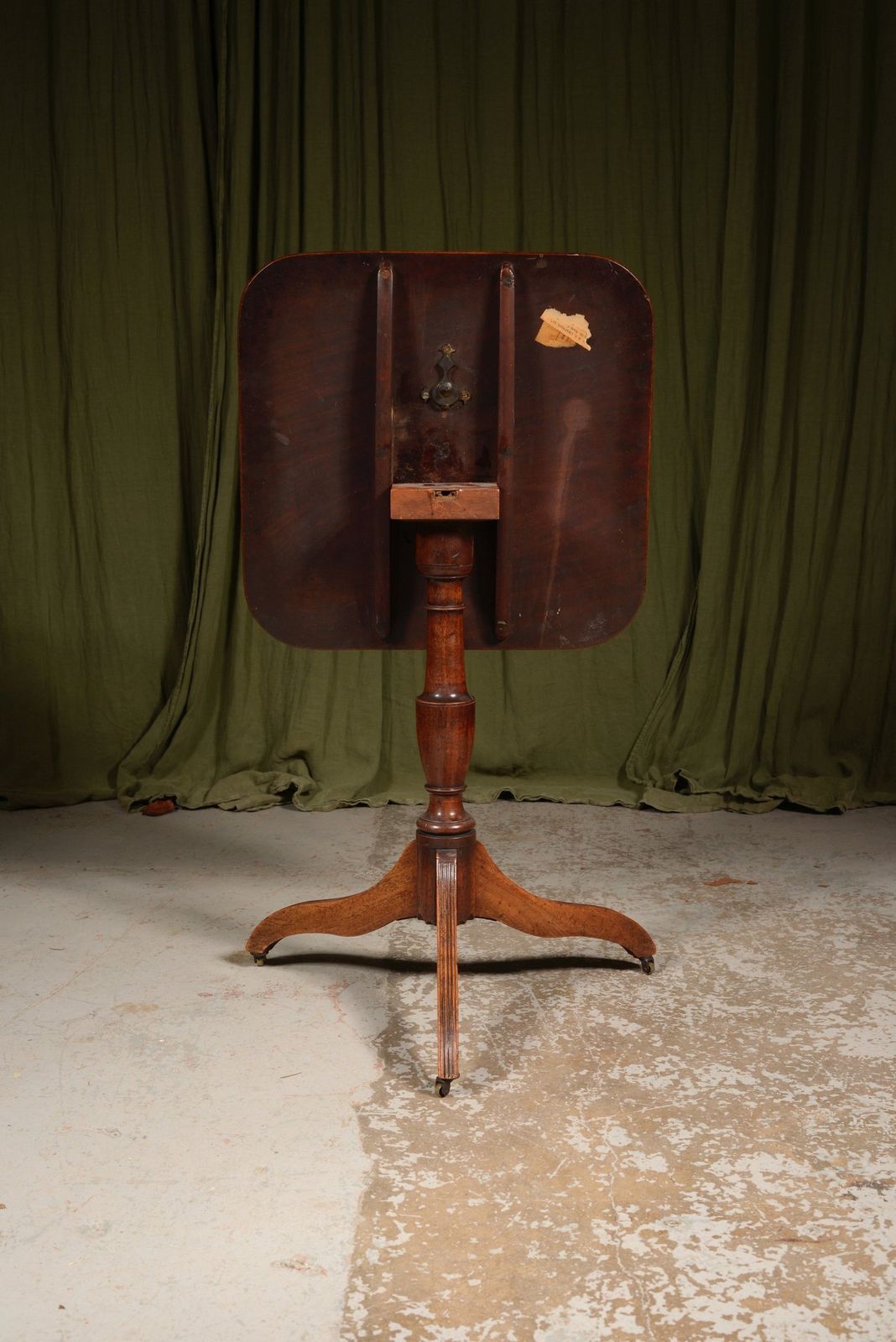 A George III Mahogany Tilt Top Tripod Table   C.1790 photo Furniture