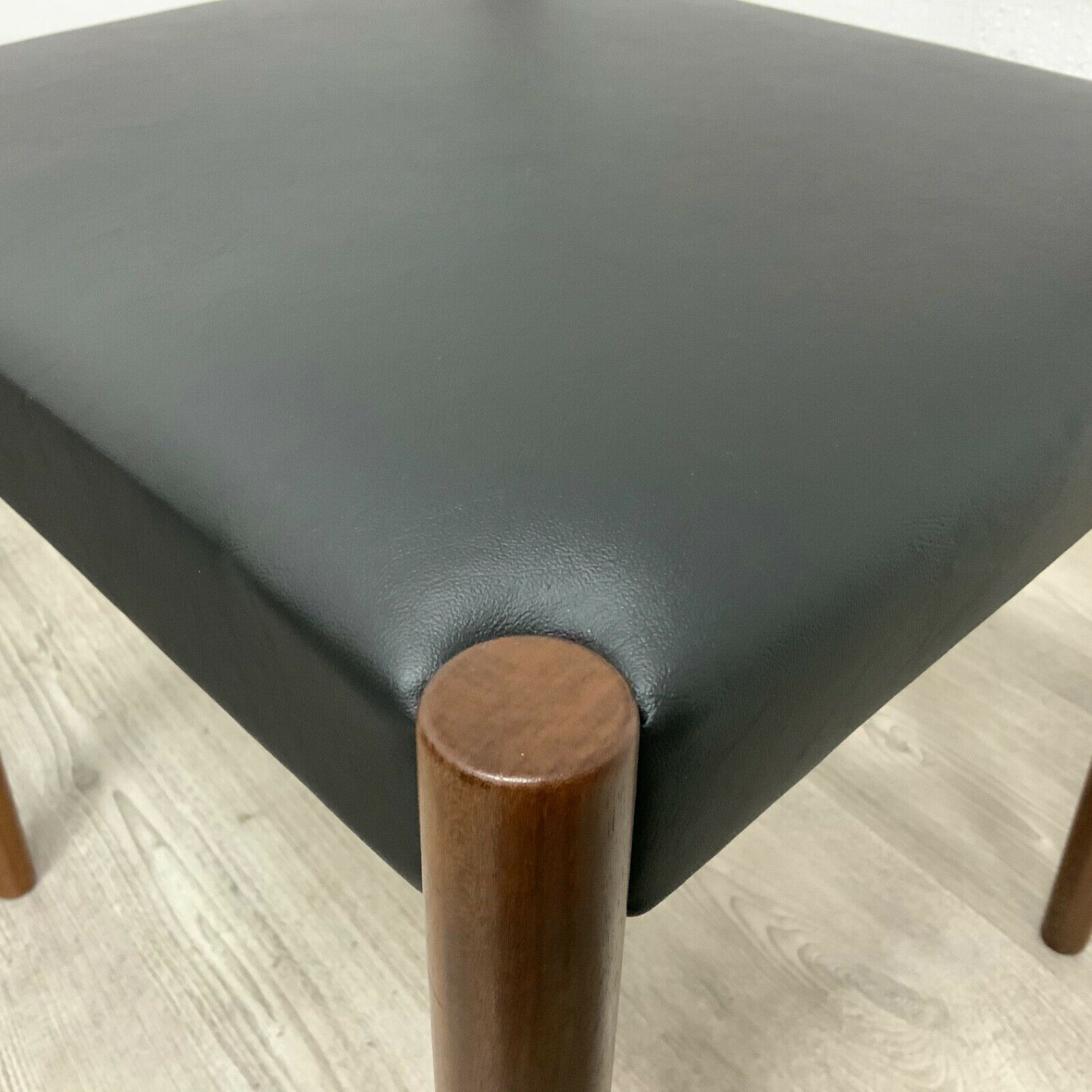 1295.0 A Set Of 6 (Six) Poul Volther For Frem Rojle Danish Dining Chairs /2 photo