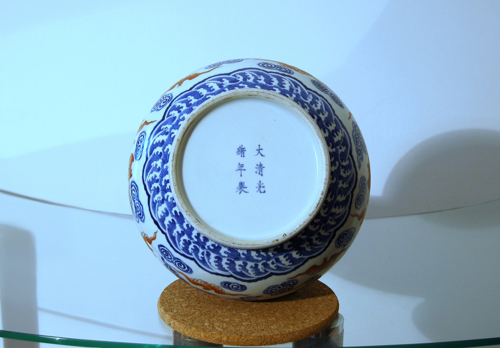 photo furniture Porcelain Vase Qing Dynasty   Guangxu Period 大清光緒年製 ( 1875 1908 )