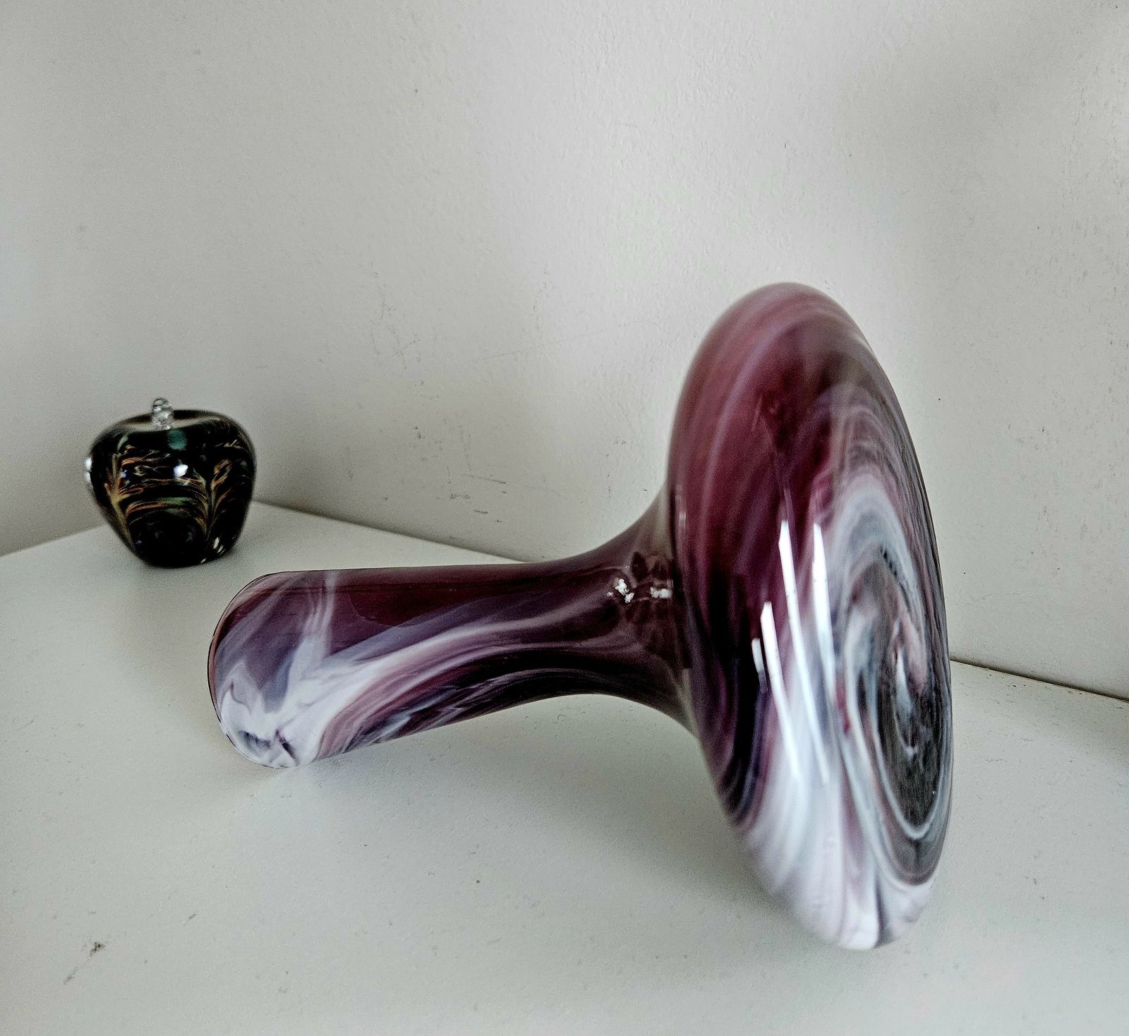 Beautiful Murano Style Glass Vase With Swirled Marbling Effect In Plum Tones photo buy