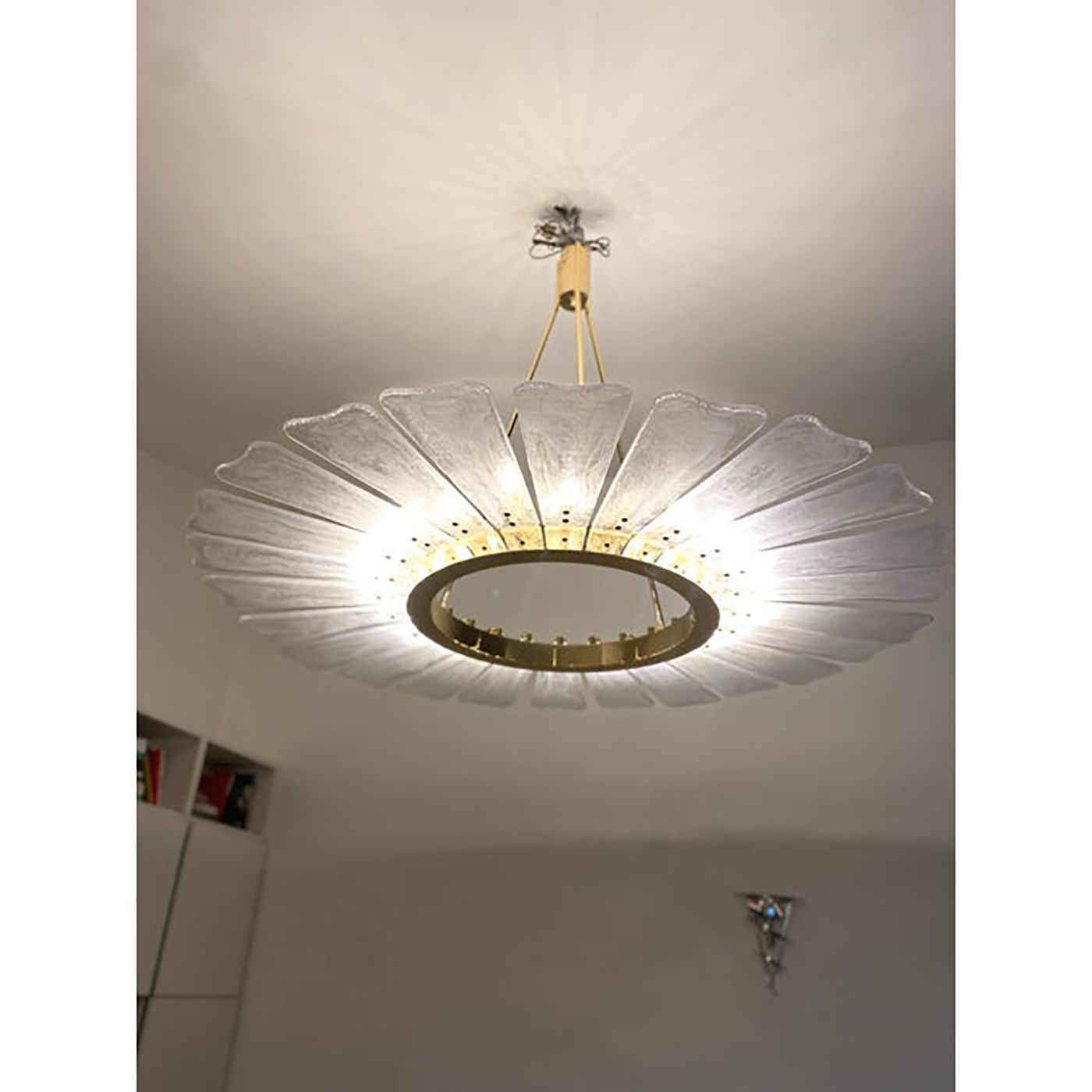 Contemporary Venied White "Marguerite" Murano Style Glass Gold Chandelier photo Lighting