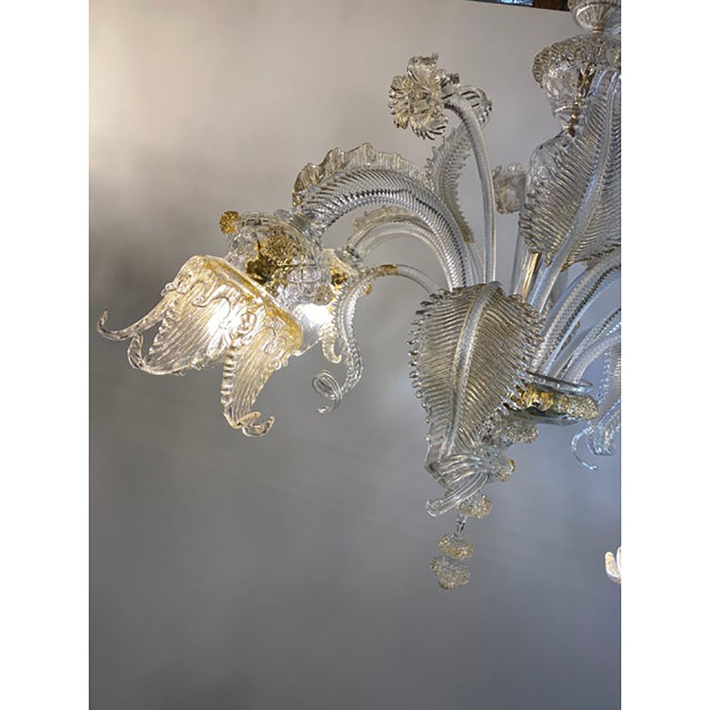 Murano Style Glass Clear And Gold Chandelier With Flowers And Leaves photo Lighting