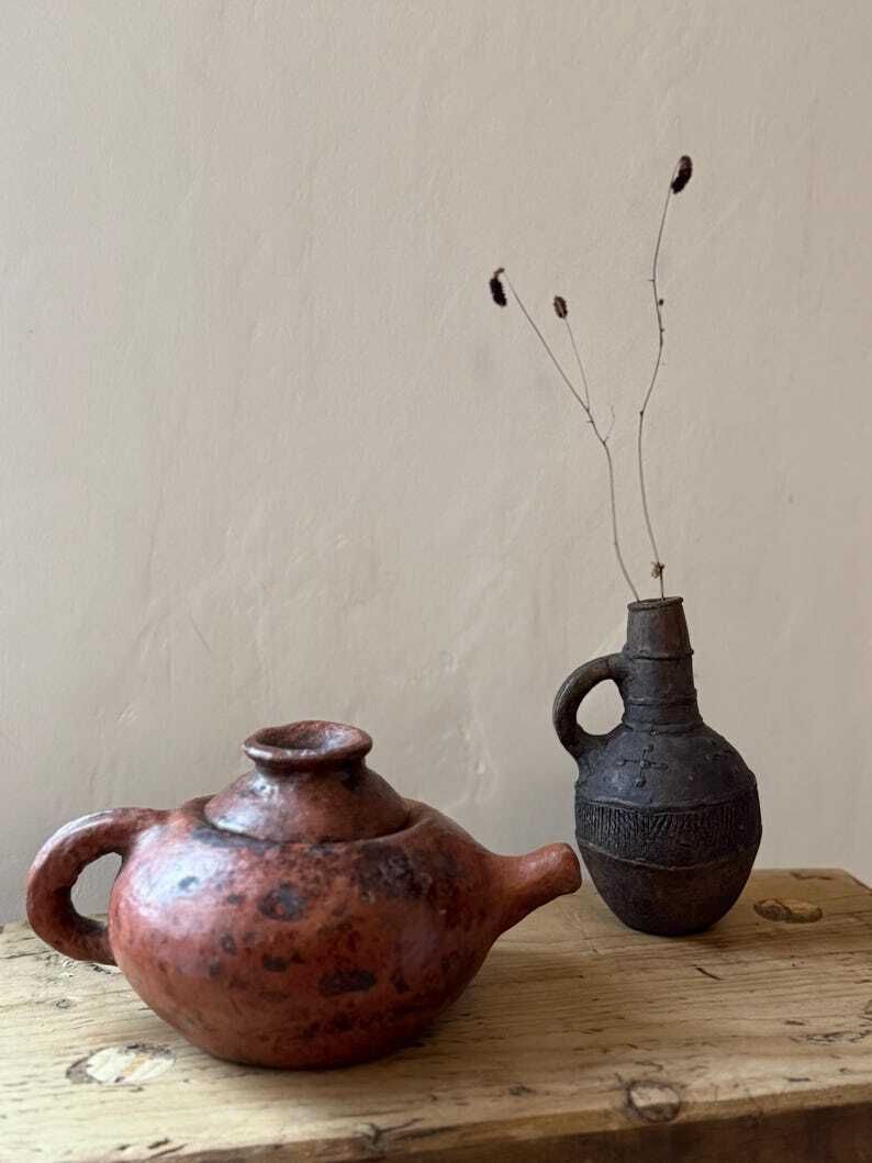 photo furniture Antique Belgian Congo Vessel, 1900s