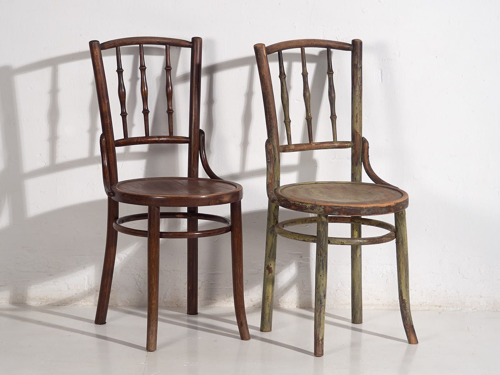Antique Colored Thonet Chairs (C.1920). Set Of 4 Pieces #2 photo vintage