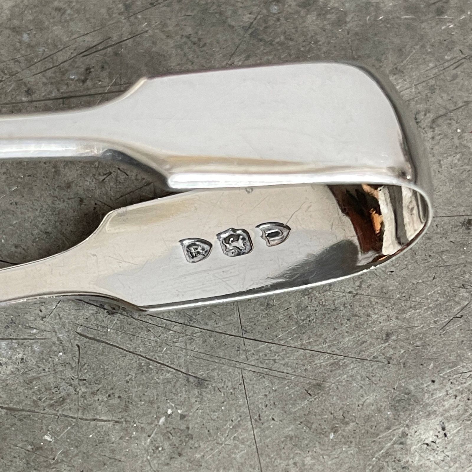 Antique Solid Silver Fiddle Pattern Tongs. Victorian Silver Tongs. London Hallmarked photo 55.0
