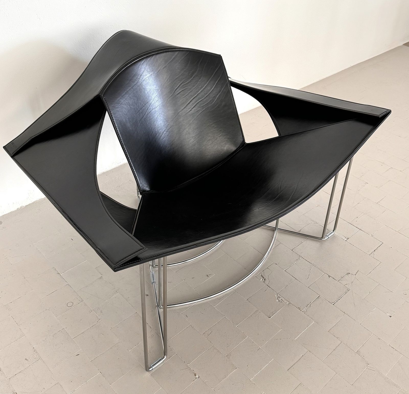 photo furniture Matteo Grassi Sculptural Lounge Chair 'Equity' By Jacques Harold Pollard, 1987
