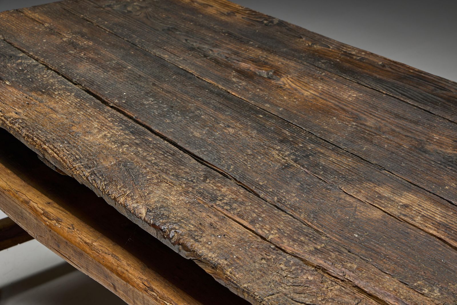 Rustic Primitive Working Bench, France, Early 19th Century photo vinterior