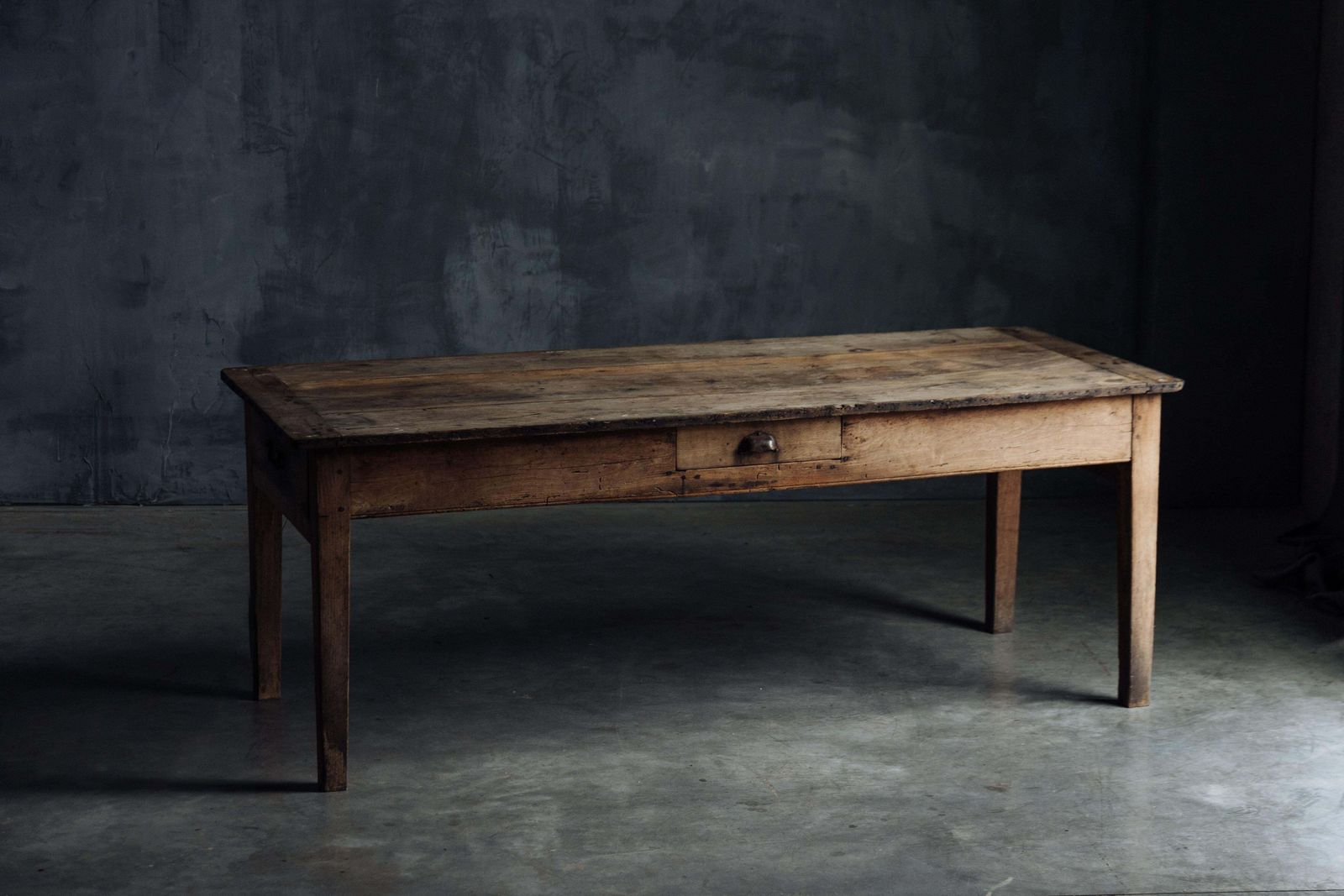 photo vintage Rural Art Populaire Table, France, 19th Century