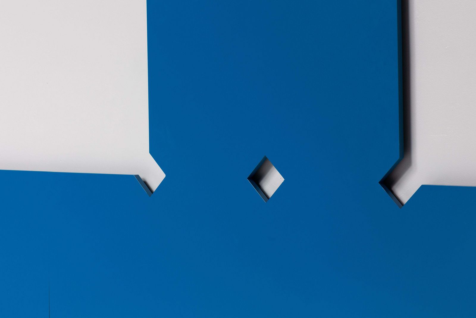 7955.0 Artwork By André Verroken For Hof Van Cleve, Belgium, 1990s photo