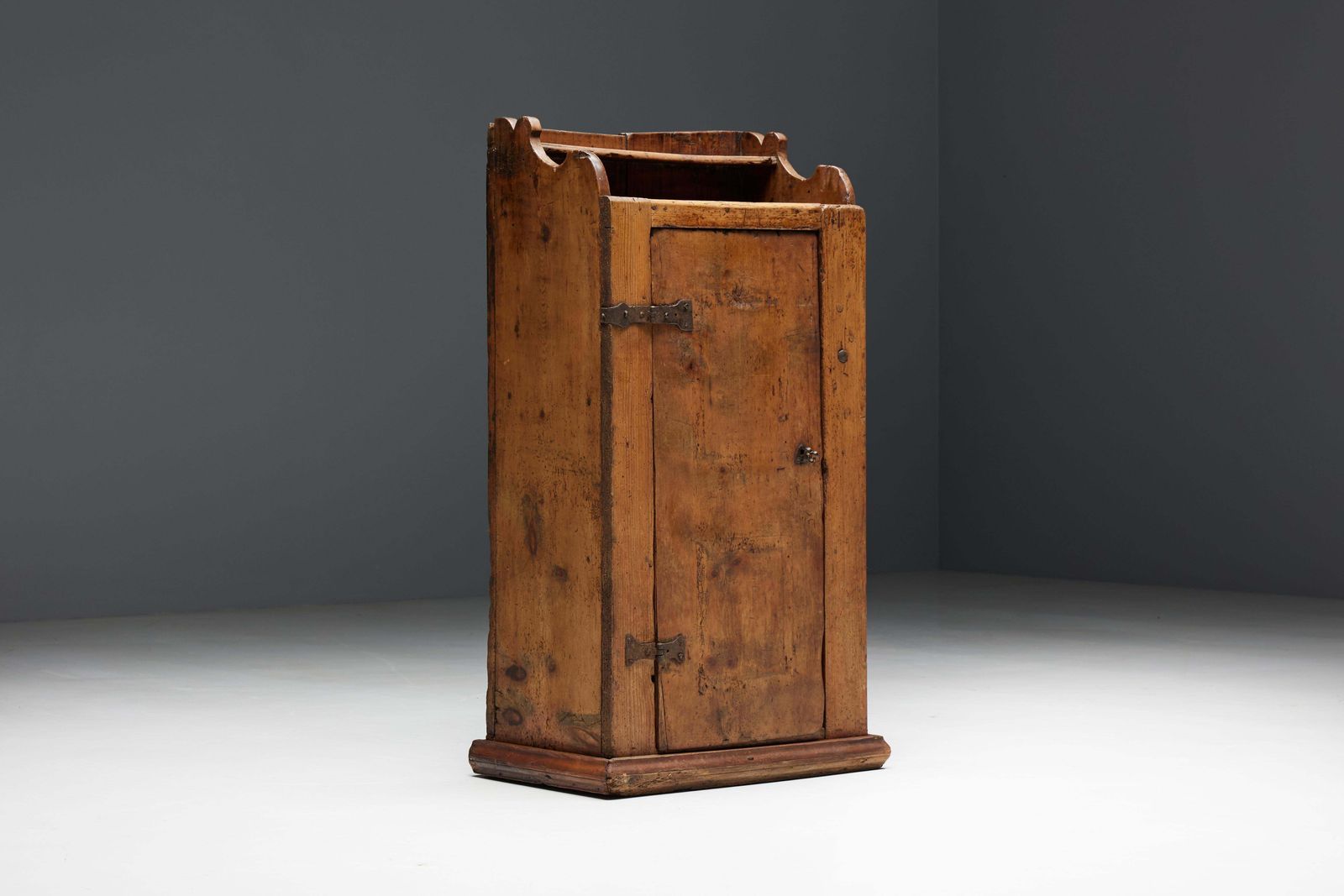 Naive Folk Art Buffet, France, 18th Century photo Furniture
