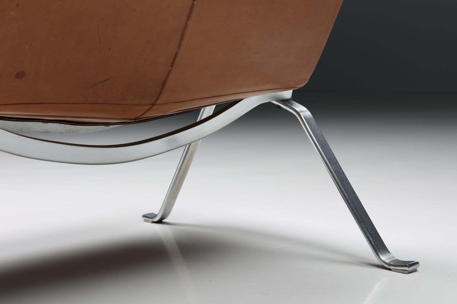 Cognac Leather Pk 22 Poul Kjaerholm Lounge Chair, Scandinavian Modern, 1960's photo buy