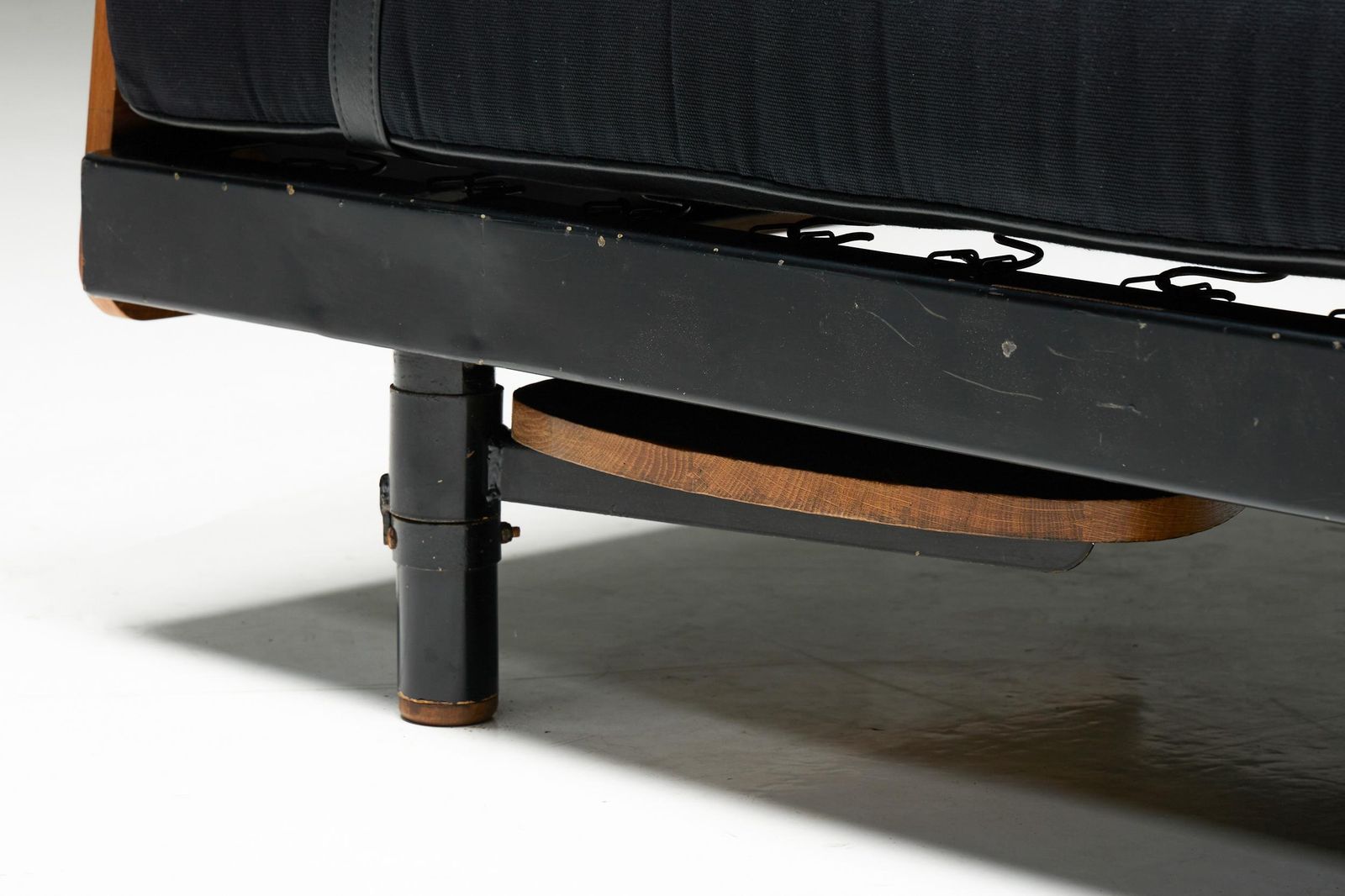 Daybed Flavigny By Jean Prouvé, France, 1950s photo vinterior