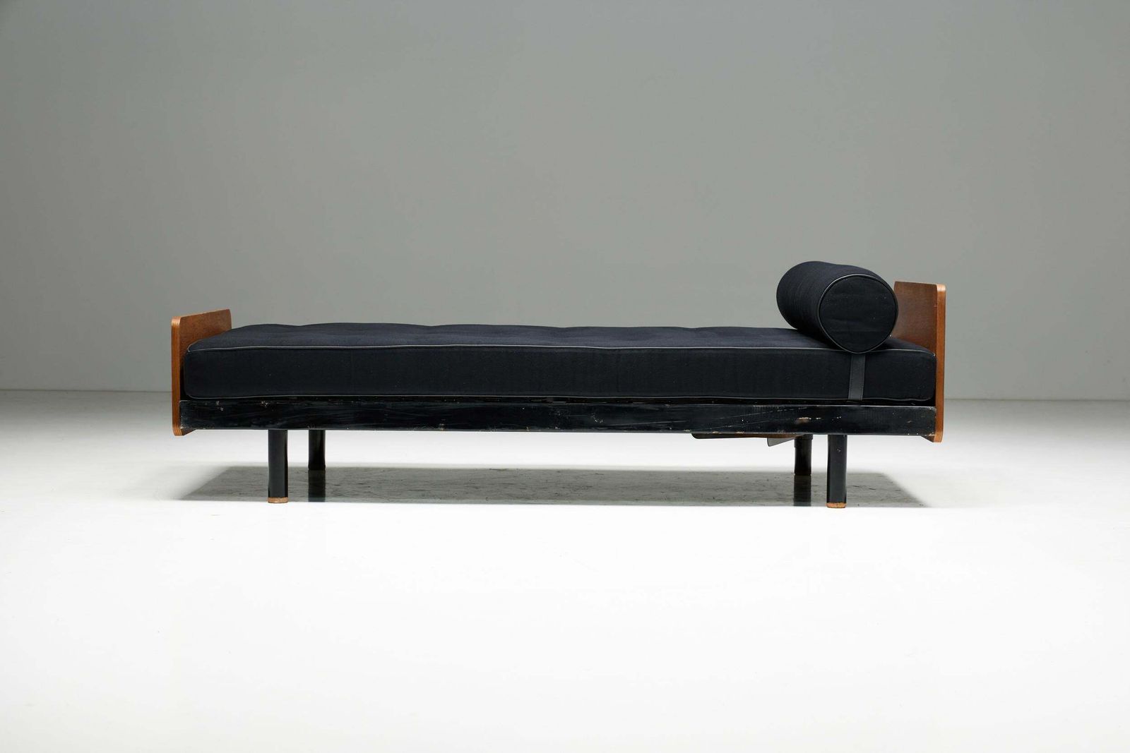 Daybed Flavigny By Jean Prouvé, France, 1950s photo vintage