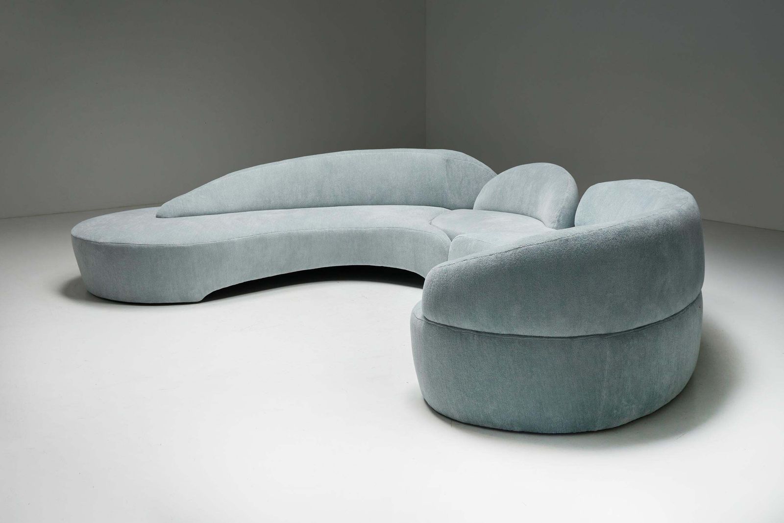 Sofa By Vladimir Kagan For Roche Bobois, France, 2003 photo Furniture