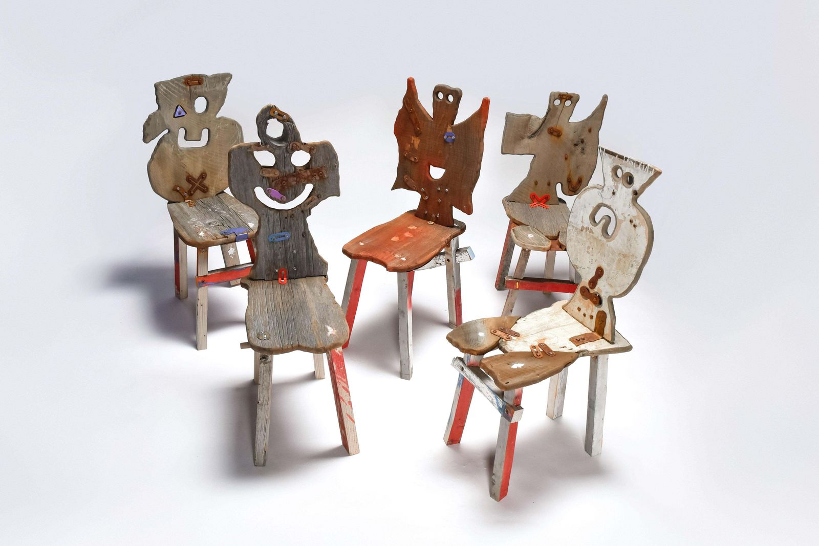 Folks 32 Chair By Serban Ionescu, 2021 photo vinterior
