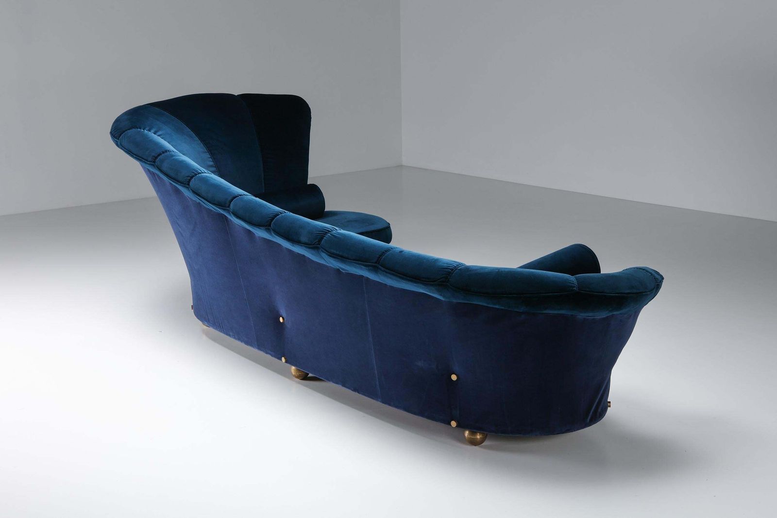 Velvet Sofa Attributed To Marzio Cecchi, Italian Design, Glam Canape, 1970's photo vinterior