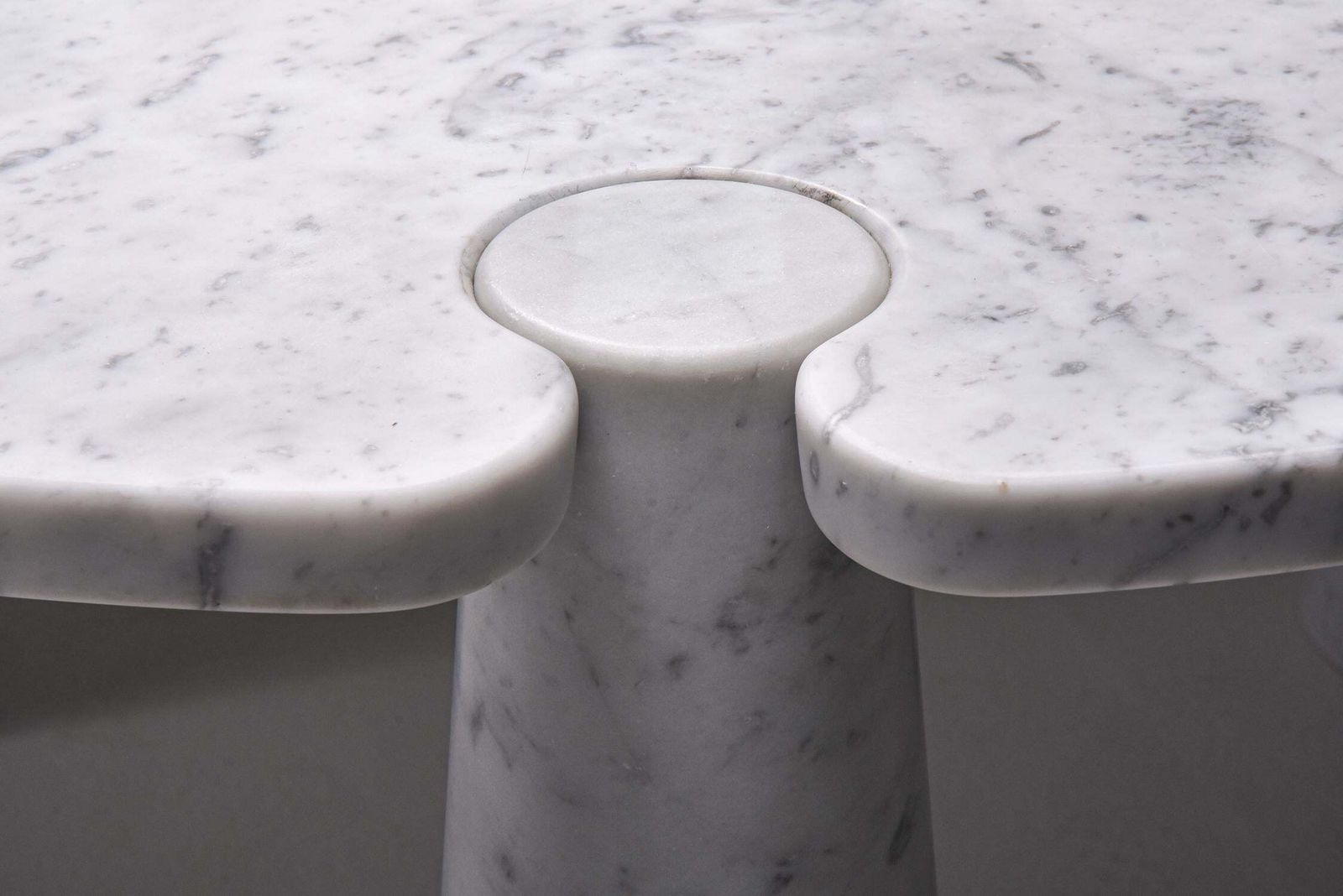 Angelo Mangiarotti 'Eros' Round Marble Dining Table, Italy, 1970s photo for sale