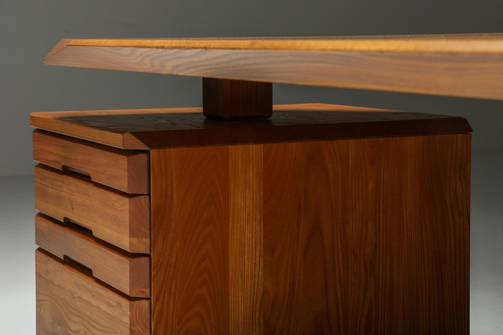photo buy B40 Desk In Solid Elm By Pierre Chapo, France, 1960s