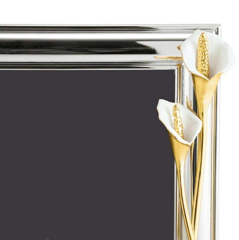 Silver Metal Photo Frame With Design In Gold Metal And White Enamel, Large Model photo furniture